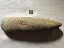 Grande hache pierre polie 35