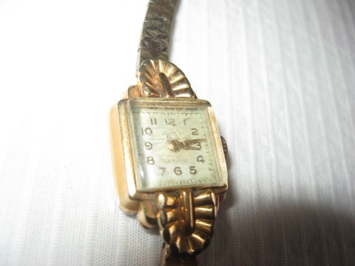 Ancienne montre mécanique - montre,