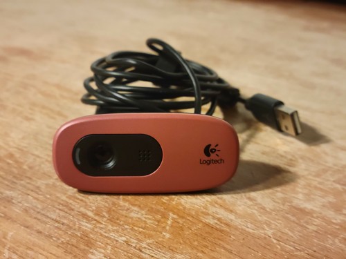 Logitech webcam 720p model - logitech,