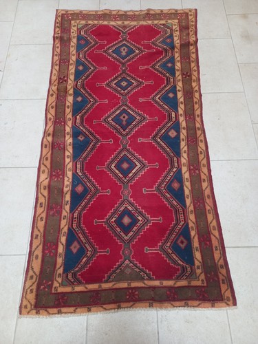 Tapis caucase fait - fait, main