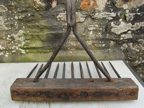 Antique rateau fer - ,