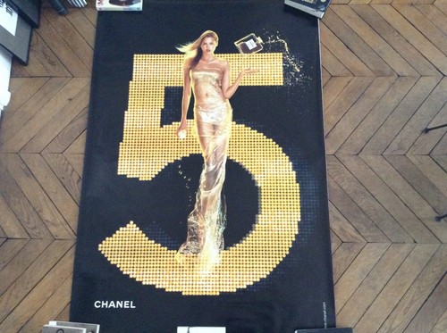 Affiche publicitaire parfum - affiche,