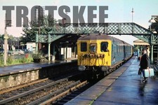 35mm Slide BR British Railways Electric EMU Class 402 2HAL 2647 c1970 Original