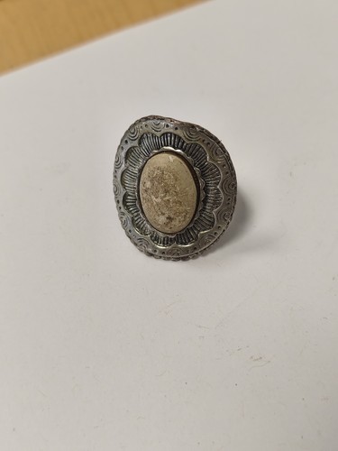 Bague ancienne rétro