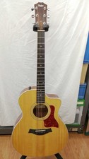 Guitare électrique acoustique TAYLOR 214CE DLX