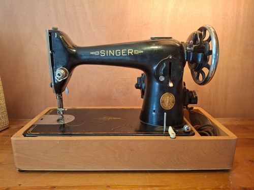 Machine coudre singer - a,