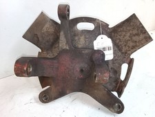 MOYEU DE ROUE AVANT GAUCHE /