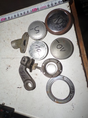 Lot bouchons moto ancienne - lot,