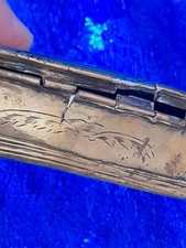 tabatiére ancienne en laiton