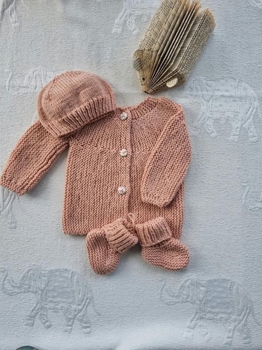Ensemble layette brassière - ensemble, layette,