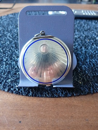 Pendentif boite pilule - pendentif,