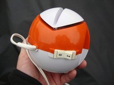 rare affûteur de couteaux