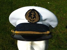 SUPER RARE CASQUETTE AUMONIER