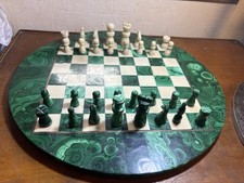 Jeu D’échecs En Malachite Et Marbre Blanc