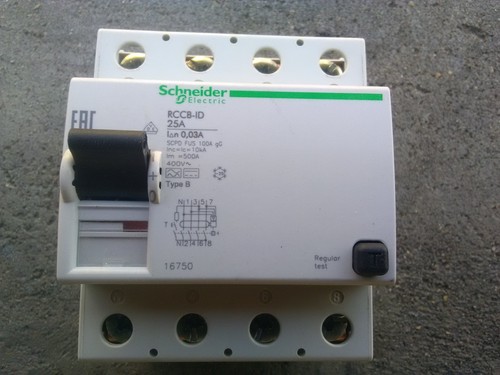 Schneider 16750 interrupteur - schneider,