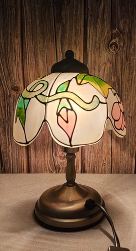 Lampe poser style tiffany - à,