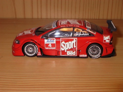 Opel astra coupé - v8,