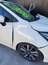 aile avant droit NISSAN MICRA