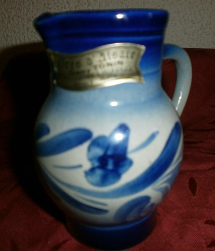 Pichet broc cruche pot - cruche,