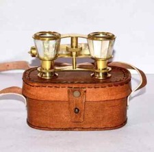 Anciens verres d'opéra en