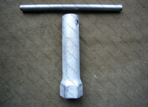 Clé bougie type ww2 - à,