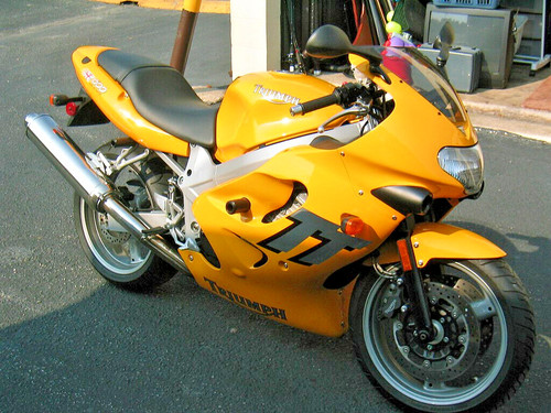 Triumph 600 carénage - triumph,