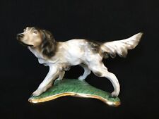 Ancienne Statue de CHIEN DE CHASSE ÉPAGNEUL BRETON en FAÏENCE polychrome