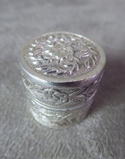 BOÎTE MINIATURE en métal