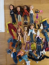 Lot 7 Poupées Bratz +