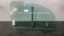 Vitre avant droit RENAULT