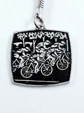 KEYCHAIN - Metal 6th TOUR du LOIR and DEAR Cycling Bicycles 1966 Vintage