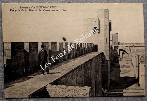 Aigues mortes remparts pris - mortes,