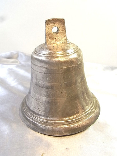 Cloche de manoir - 🇫🇷,