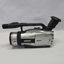 Canon DM-GL2A 3CCD Mini DV & SD Digital Video Camcorder NOT TESTED