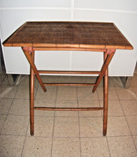 Table en bois bambou et rotin