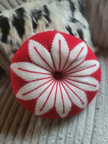Joli coussin rouge laine - rouge,