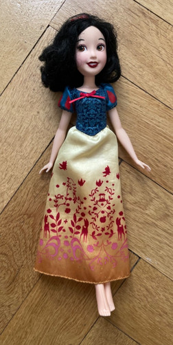 Poupée blanche neige disney - blanche-neige,