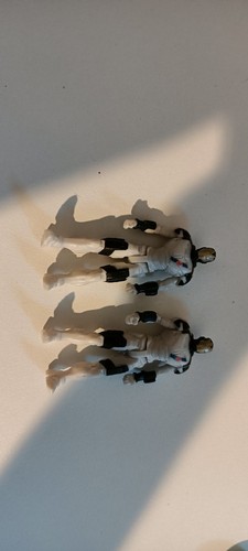 Lot mini figurines - 2, iron
