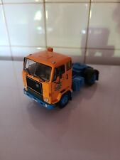 MINIATURE IXO : TRACTEUR SEUL VOLVO F 88 NEUF 1/43