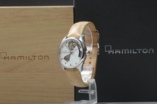 [Boîte, papier ] Montre pour