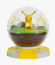 Pokemon Illuminated Terrarium Collection Pikachu KID'S NIGHT LIGHT Toy battle