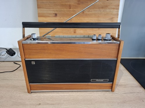 Vintage rare radio transistor - vintage,
