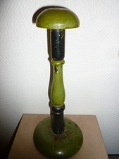 ANCIEN PORTE CHAPEAU EN BOIS TOURNE PEINT NOIR ET VERT 26 CM PERRUQUE MODISTE