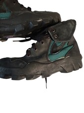 Nike Vintage Hiking  « 1994 » RARE 153107-001 Size 6 EUC 90s Flip Up High Top. 