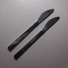 N23.263 métal Eternum 2 couteaux compagnie aérienne avion aéronautique art table