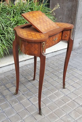 Commode forme rein - de, rein.