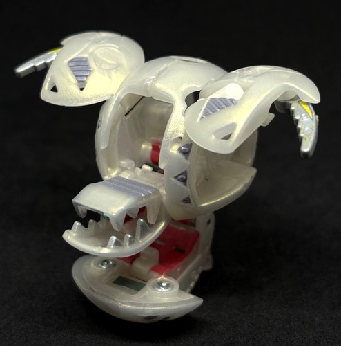 Bakugan leefram pearl - bakugan,