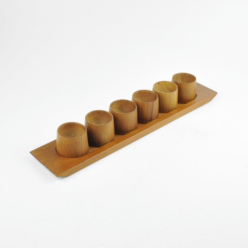 Tasse œufs avec plateau - Œufs,