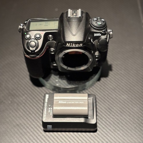 Nikon d300s dslr cmos - nikon,