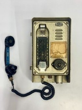 Ancien téléphone mural Silec
